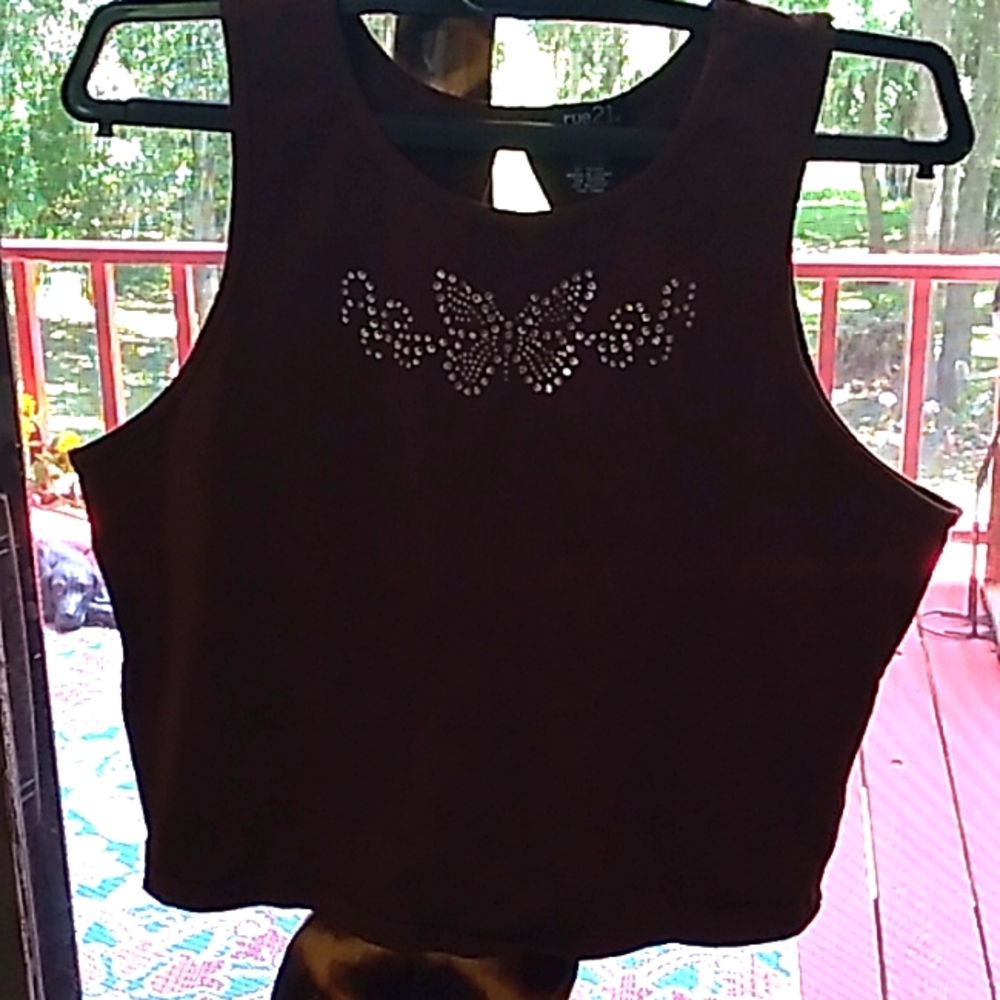 Brown sleevless crop top with rhinestone butterfly on the front - size large!